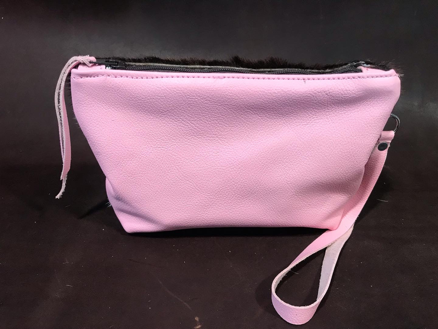 Wrist It Bag- Pink